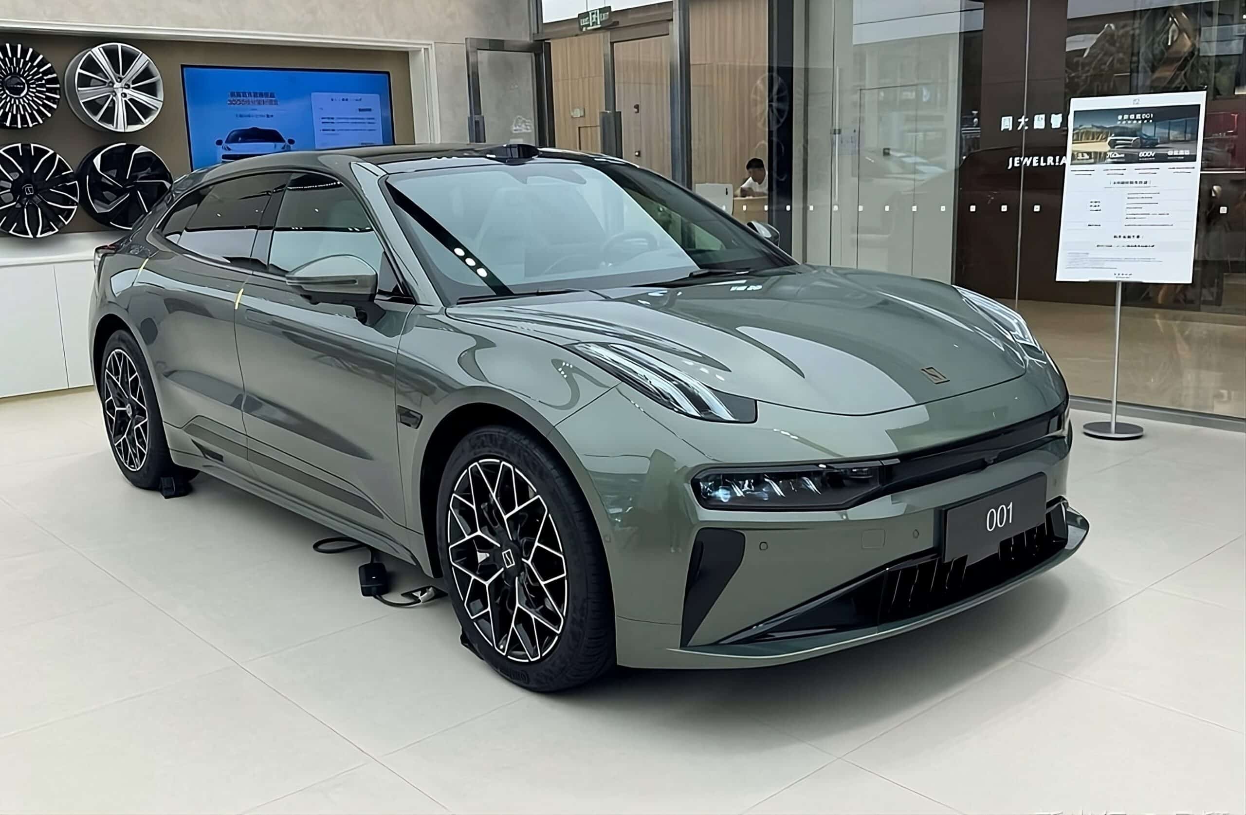 Zeekr 001 — самый быстрый электромобиль в Китае, который сможет поставить 250 000 автомобилей, заявляет компания