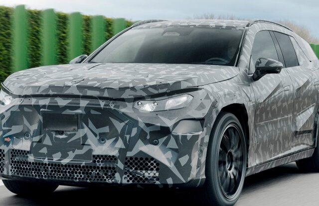 Mercedes-AMG сейчас тестирует свой будущий внедорожник в зимних условиях