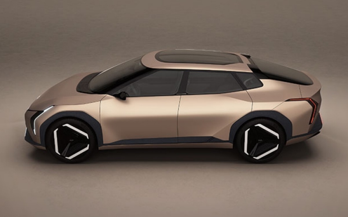 Kia EV4 обнаружил тестирование в Корее в преддверии глобального запуска