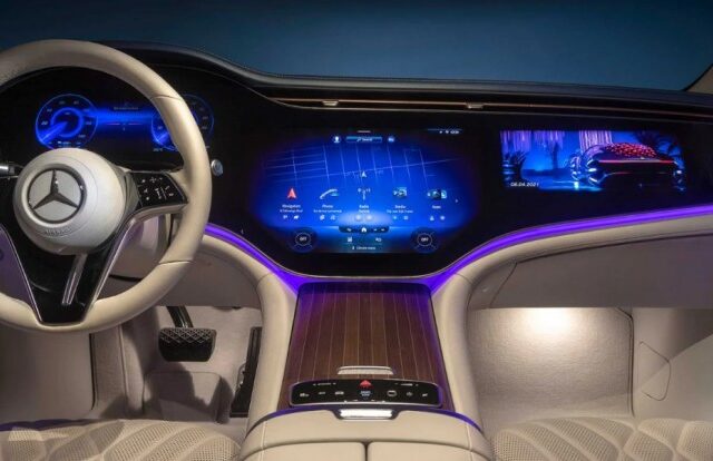 Mercedes-Benz и Google объединяются, чтобы произвести революцию в автомобильной навигации
