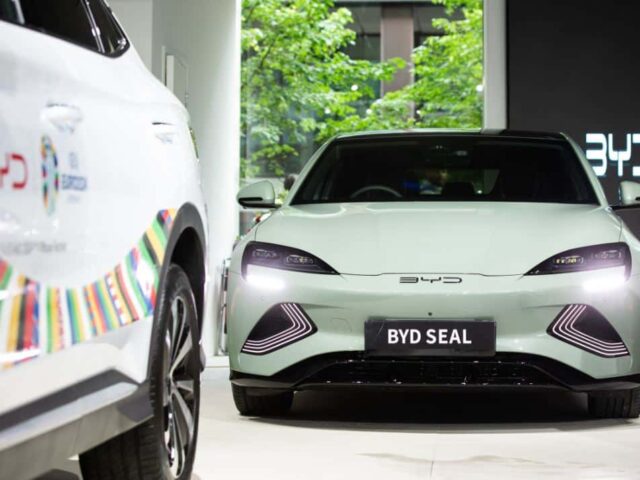 BYD начнет массовую установку аккумуляторов из всех состояний около 2027 года, заявляет компания Company CTO