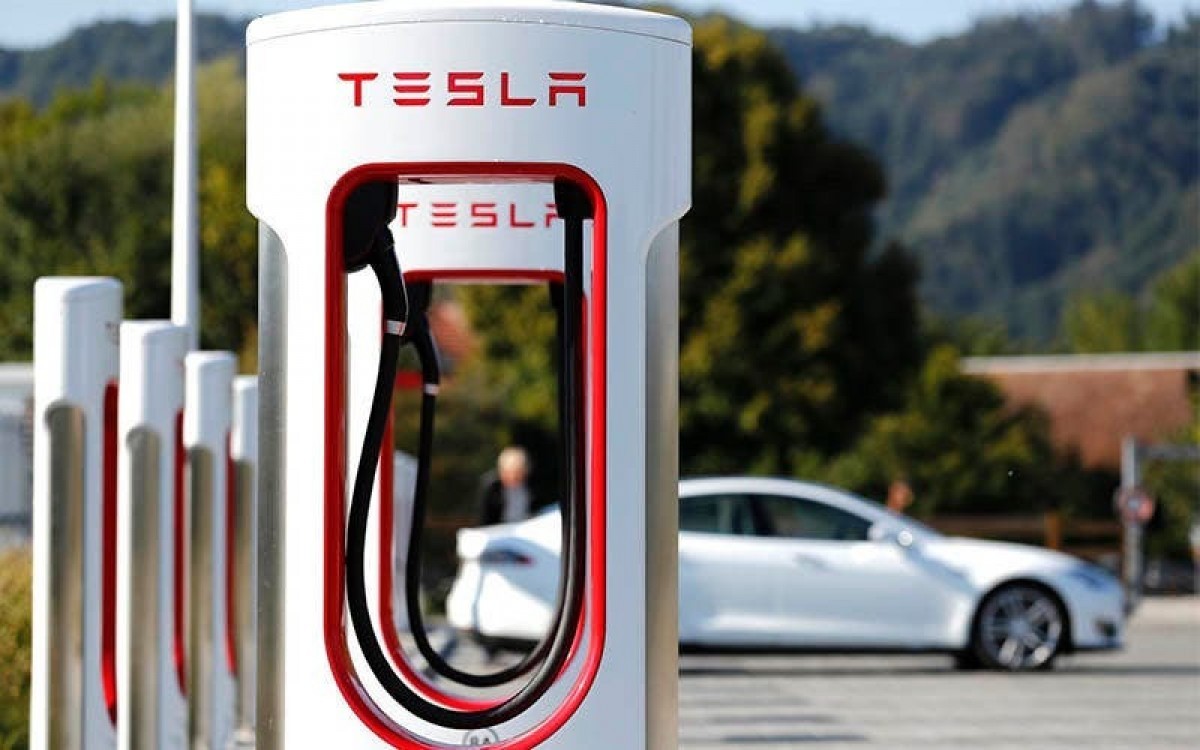 Программа US NEVI приостановлена, бросая планы зарядки EV в беспорядки