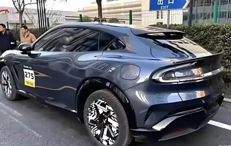 3 2 - Xiaomi Yu7 AWD Electric-Suv имеет 670 км, 750 км и 760 км.