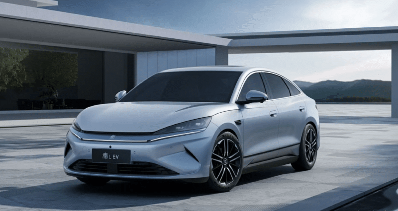 image 107 800x425 - Седан Byd Qin L EV впервые выявил интерьер в Китае