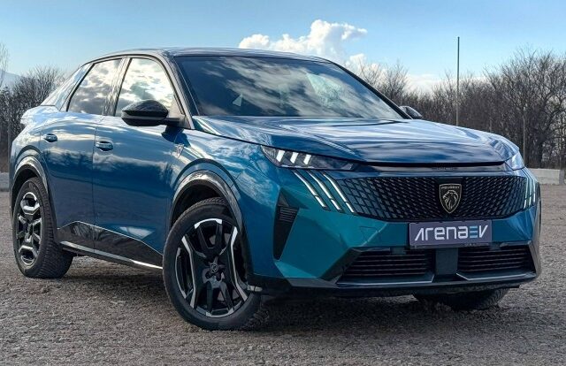 Peugeot E-3008 GT Electric Real Life Test