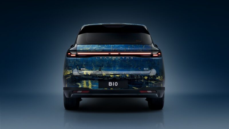 Кроссовер Leapmotor B10 прибывает 10 апреля, испанская фабрика для производства европейских моделей gallery 3 800x450 - Кроссовер Leapmotor B10 прибывает 10 апреля, испанская фабрика для производства европейских моделей