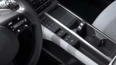 1743688039 9 arenaev 006 - Hyundai Ioniq 6 получает подтяжку лица, в июле появится дикий брат.