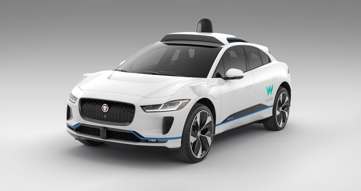 Waymo и Toyota присоединяются, чтобы бросить вызов Тесле в гонке с самостоятельным вождением.