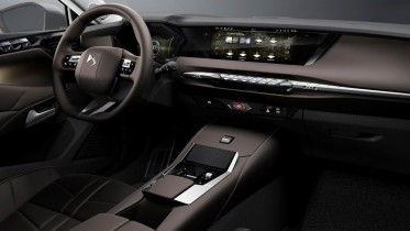 1747375395 798 arenaev 005 - DS Automobiles представляет N &deg; 4 - электрический хэтчбек премиум -класса с оттенком французского таланта