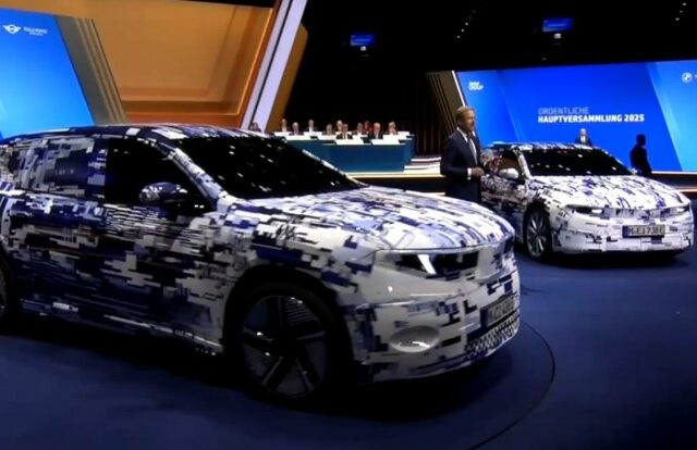 BMW дразнит Neue klasse IX3 и i3