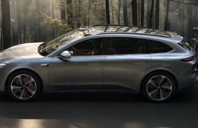 Обновленные близнецы Nio ET5 прибывают с мозгами, красотой и дополнительными длинными ногами