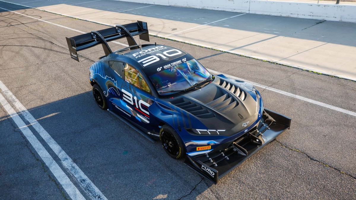 Ford развязывает 1421-сильную электрическую Mustang Mach-E для пика Pikes Peak Assault