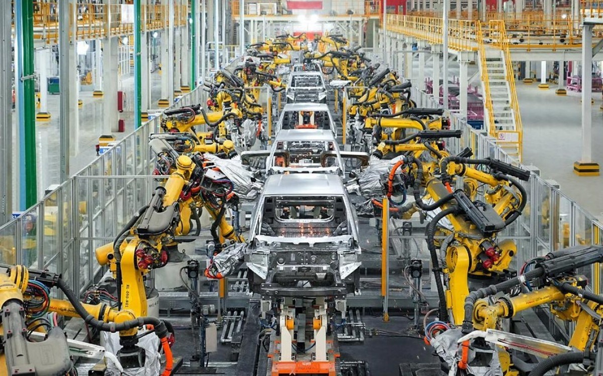 Автопроизводители Китая обойдя тарифы ЕС, удваивая долю рынка