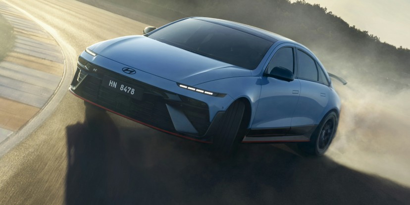 Hyundai Ioniq 6 n превращает гладкий седан в Bruiser 641 HP