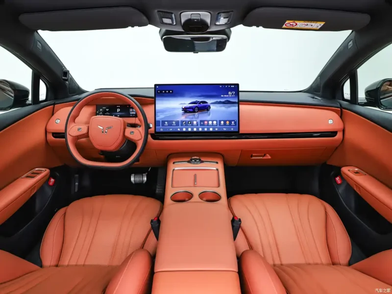 Hongqi Tiangong 07: предпродажи в Китае, 800 В, от 25 000 долларов Интерьер Hongqi Tiangong 07, фото Autohome