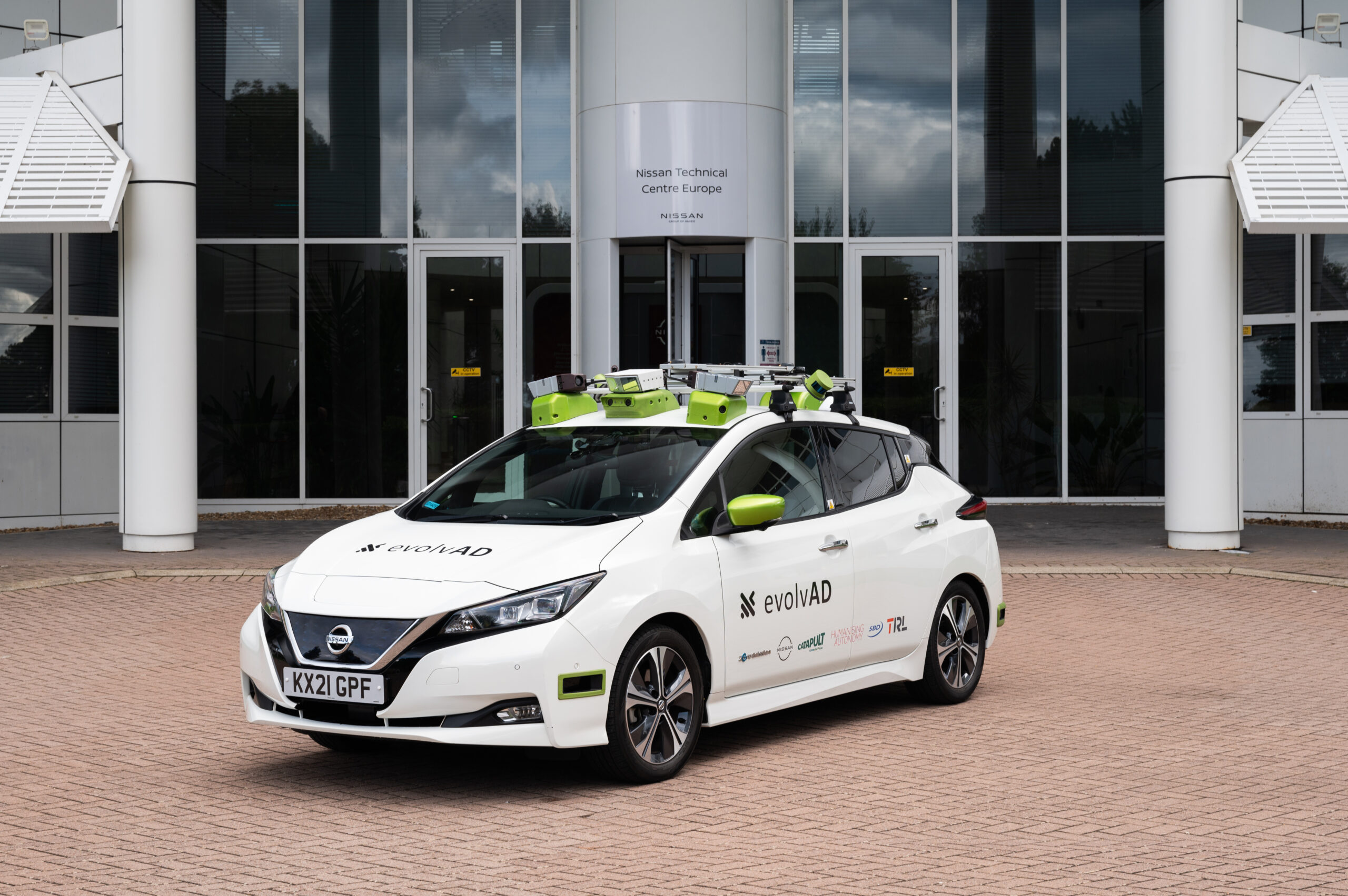 Nissan запускает автономный Leaf в Кембридже Nissan запускает автономный Leaf в Кембридже