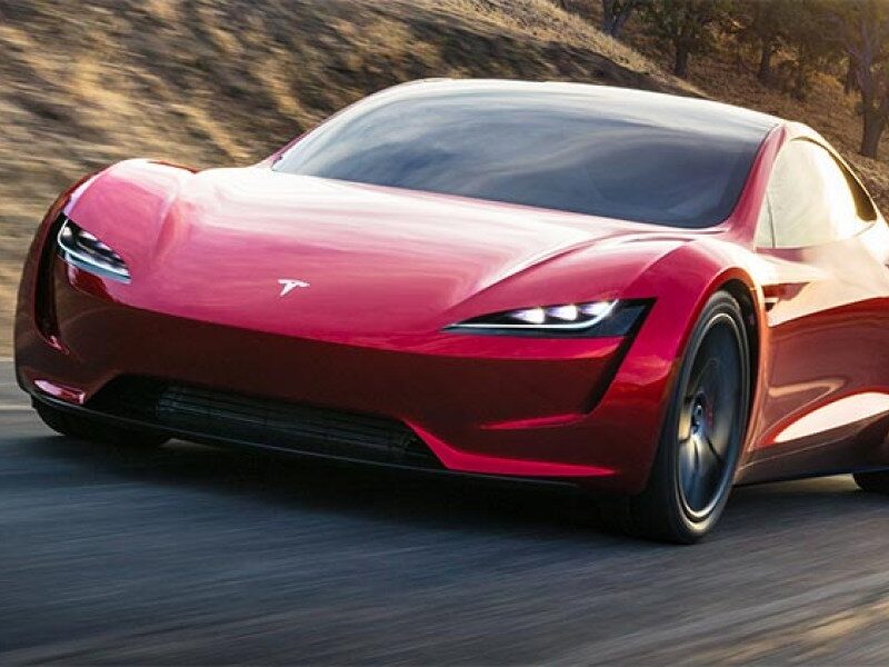 Tesla Roadster: презентация перенесена на 15 октября из-за непогоды