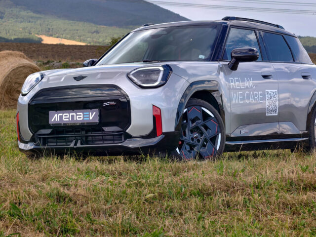 Обзор Mini John Cooper Works Aceman E: самый мощный компактный кроссовер