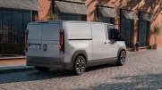 Kia представила электрический фургон PV7: до 9 пассажиров и запас хода 480 км Kia PV7: грузовой вариант с увеличенным отсеком