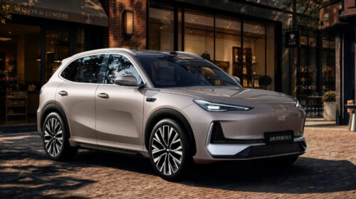 Geely EX5 выходит на рынок Китая: 6C-зарядка и прибавка 114 л.с.