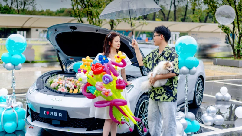 BYD Fang Cheng Bao Formula S начал поставки в Китае: запас хода до 900 км Первые владельцы лифтбека Fang Cheng Bao Formula S