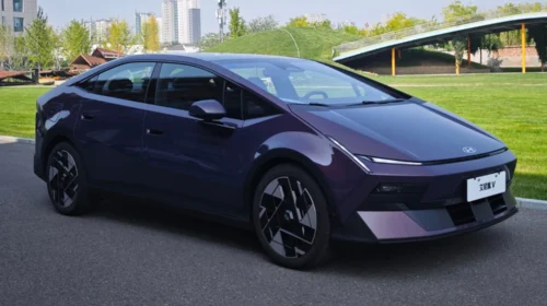 Hyundai Ioniq V дебютировал в Китае: цены от 16 380 долларов