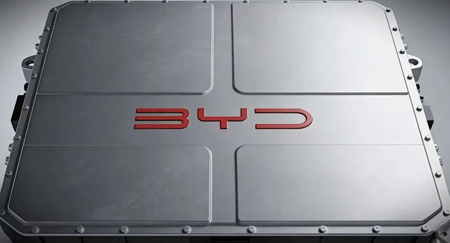 BYD запатентовала батарею, погружённую прямо в охлаждающую жидкость