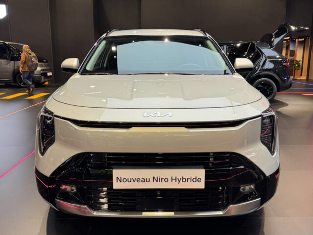 Kia Niro 2027: рестайлинг в стиле Sorento и цена от 2,5 млн рублей
