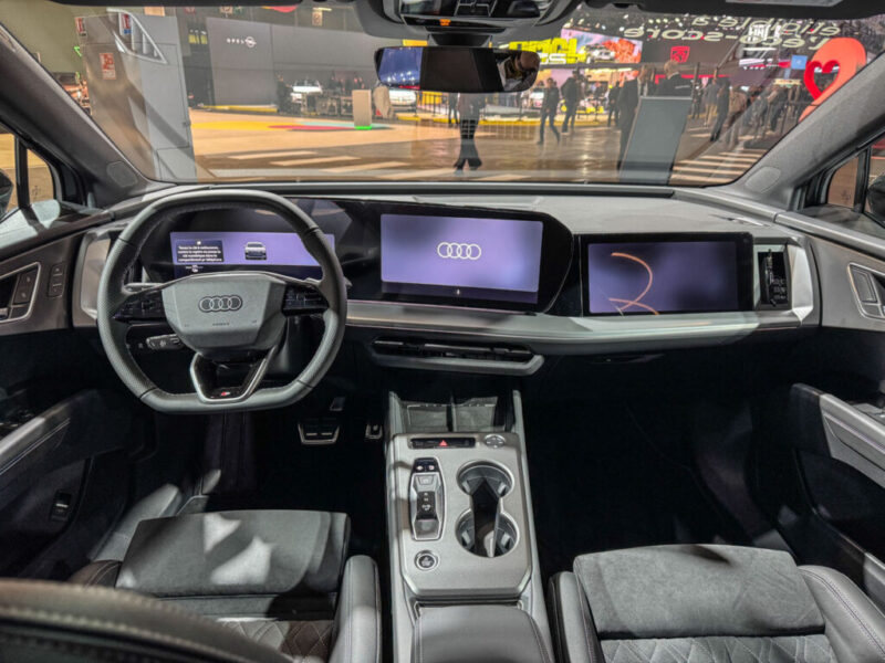Передняя панель обновлённого Audi Q4 Sportback e-tron