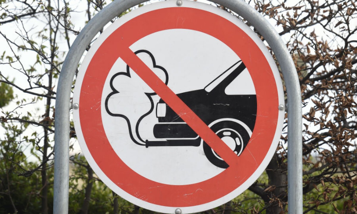 Европа смягчает запрет на ДВС к 2035 году: автогиганты получили отсрочку Европа смягчает запрет на ДВС к 2035 году: автогиганты получили отсрочку