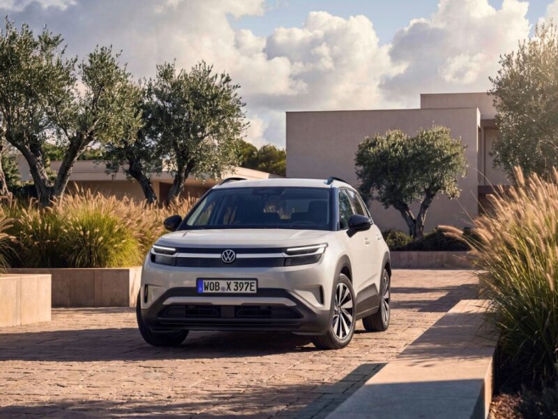 Volkswagen ID.Cross с батареей 37 кВт·ч: объявлена цена в Европе Volkswagen ID.Cross с базовой батареей 37 кВт·ч