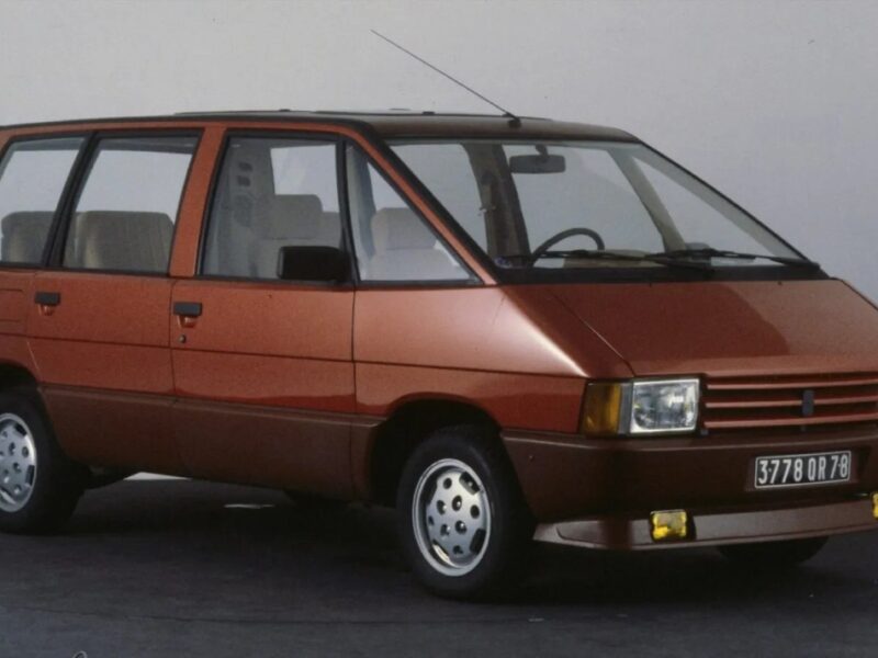 Renault E-Space: электрический минивэн вместо очередного кроссовера Оригинальный Renault Espace 1984 года, положивший начало революции