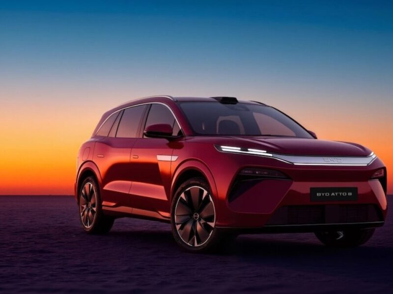 Парижский автосалон: восемь премьер, которые определят будущее BYD Atto 8 — семиместный электрический SUV