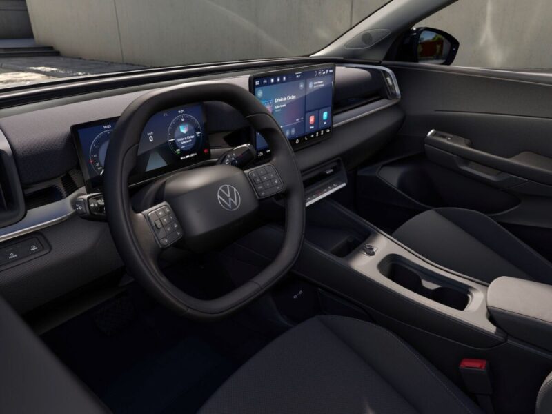 Volkswagen ID.Cross с батареей 37 кВт·ч: объявлена цена в Европе Электромобиль ID.Cross в комплектации Trend