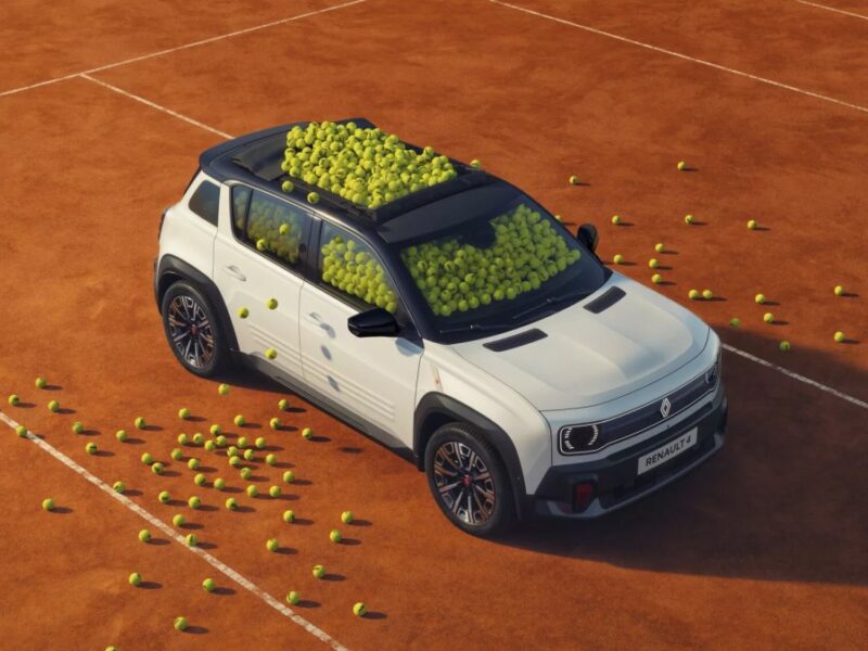 Специальная серия Renault 4 E-Tech Roland Garros
