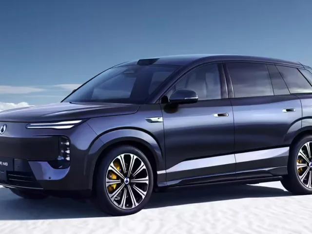 Denza N8 EV: 1 003 км запаса хода и 1 193 л.с. — приём заказов открыт