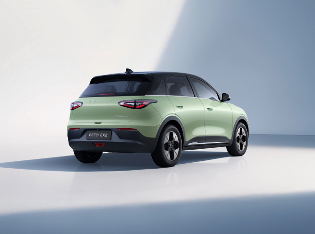 Geely EX2 выходит на рынок: кто станет его главным соперником Geely EX2 выходит на рынок: кто станет его главным соперником